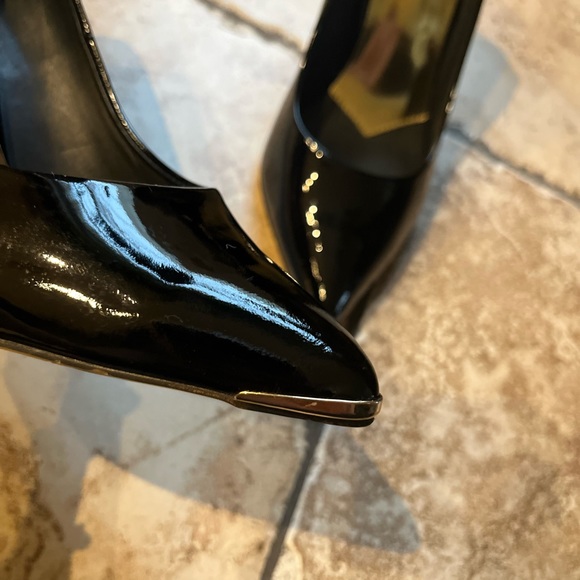 Ted Baker London Savio Pointed Toe Pumps - Picture 7 of 15